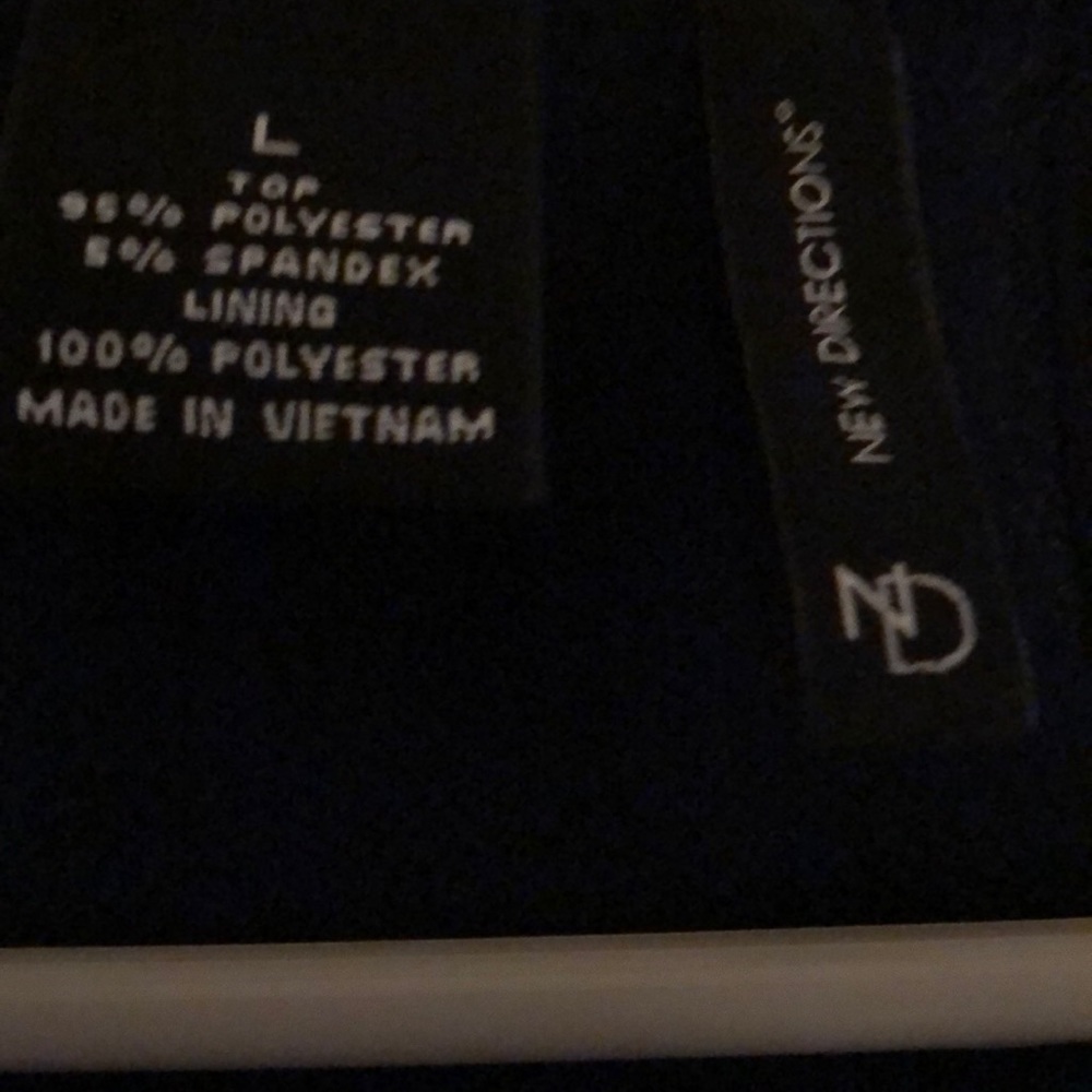 New Directions Tunic - Picture 2 of 3
